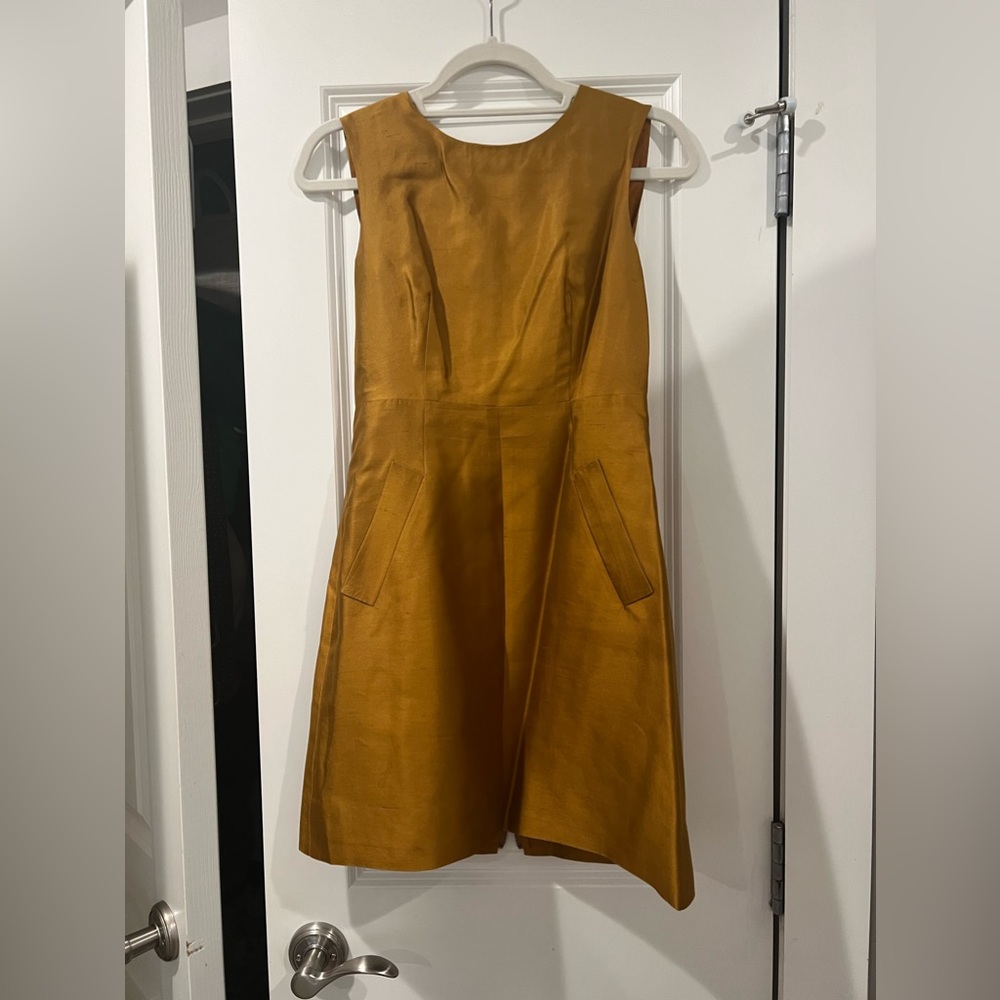 Diane von Furstenberg size 2 silk dress
